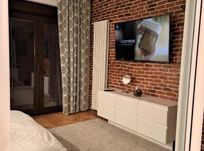 Classy With Parking In The Center Апартаменти