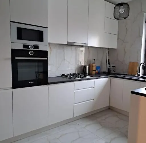 Classy With Parking In The Center Apartament Bucureşti