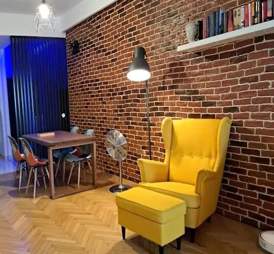 Classy With Parking In The Center