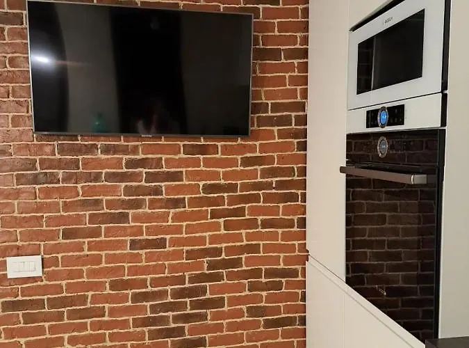 Classy With Parking In The Center